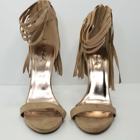 Women Qupid heel sandals, Size 9, Beige - Picture 4 of 9